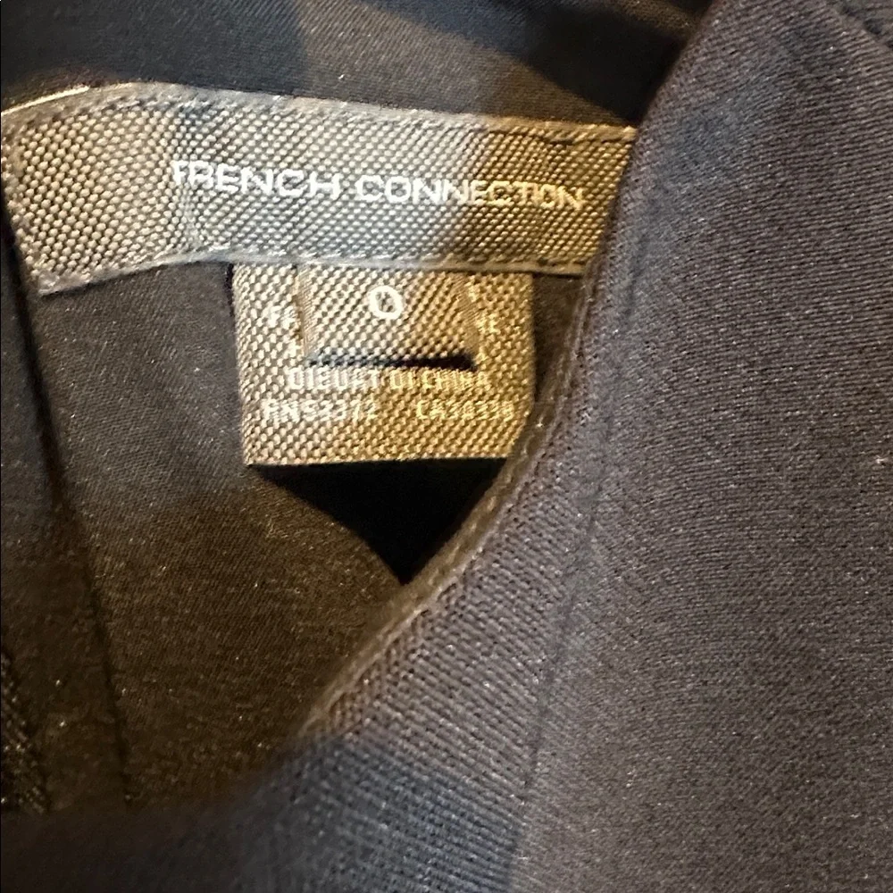 French Connection black sleeveless exposed back zipper dress size 0 NWOT - Picture 2 of 4